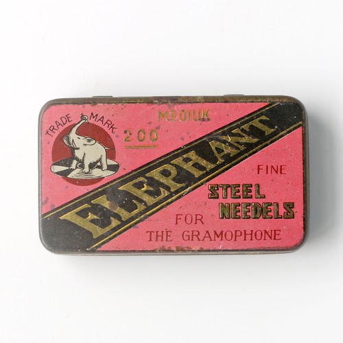 Elephant gramophone needle tin - needle,