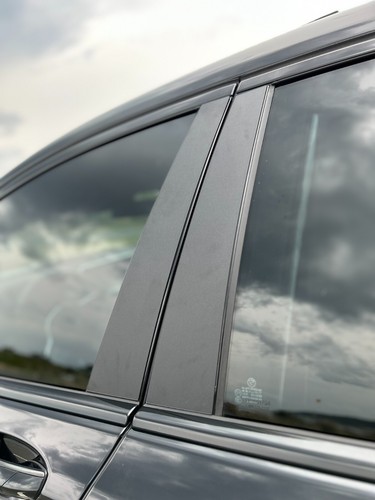 Matte black pillar posts - black,