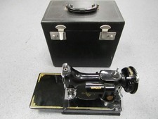 Classic Singer Featherweight 221 Sewing Machine - 1950