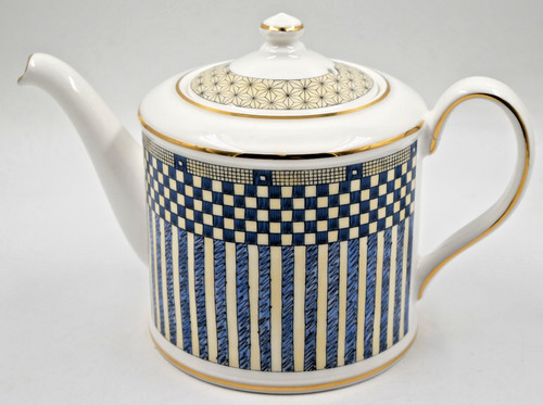 Lovely wedgwood small - small, one