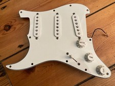 Fender Standard Stratocaster