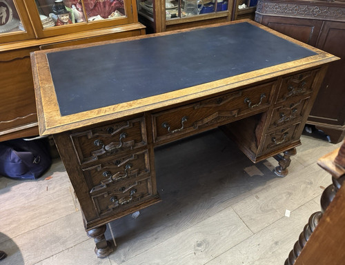 Very nice victorian carved - nice, oak