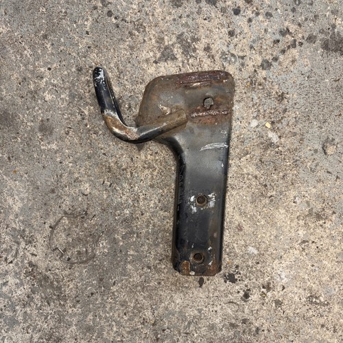 T25 rear bumper - vw, bracket