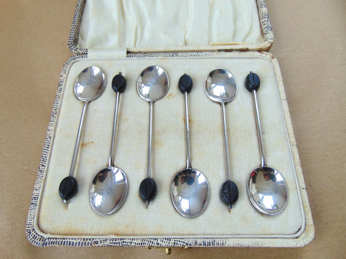 Lovely antique sterling silver - lovely,