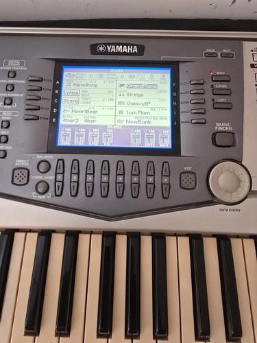 Yamaha psr 2000 with - psr,