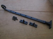 CURLY TAIL Black antique cast