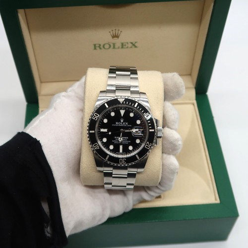 Rolex submariner date - rolex,