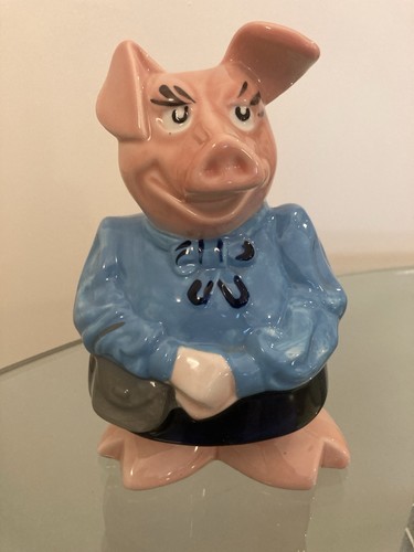 Wade natwest pigs lady - pigs,