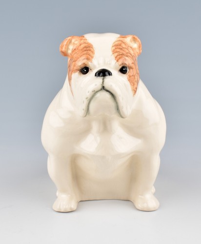 Beswick dogs seated - -, bulldog