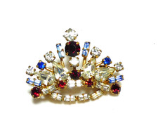 VINTAGE 1950's Small Goldtone Red White & Blue Rhinestone Crown BROOCH