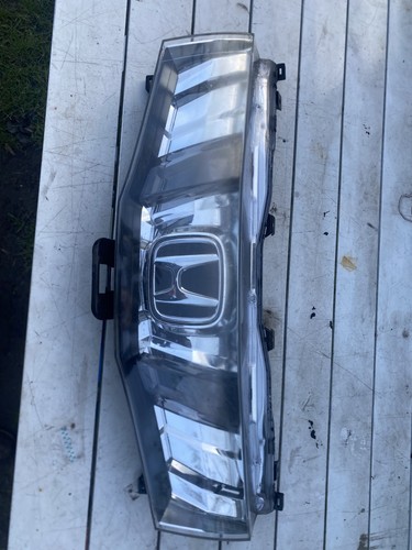 Honda civic mk8 front grill - mk8,