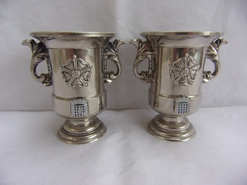 Pair grenadier silver - pair,