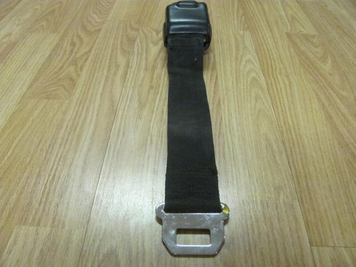 Black rear seat lap belt - gm,