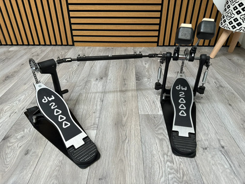 2000 double bass - drum, pedal
