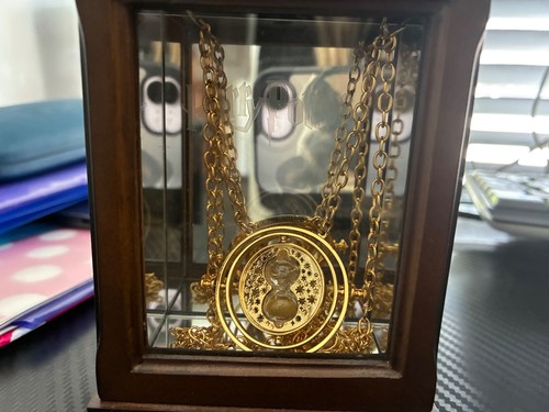 Harry potter time turner - harry,