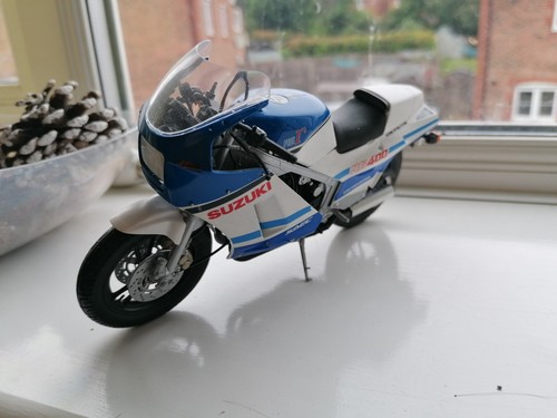 Tamiya suzuki rg400 - suzuki,