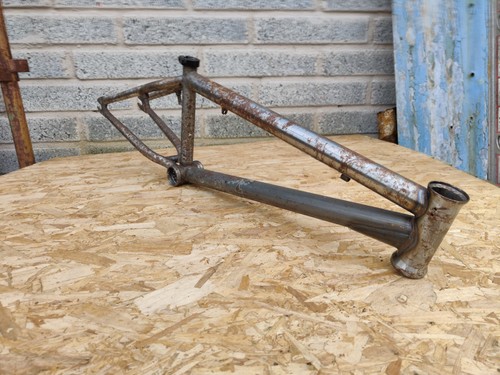 Sunday gary young frame in - sunday,