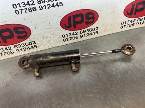 5030 hydraulic steering - 83-, ram