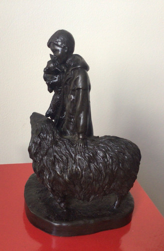 Heredities bronze resin - ,