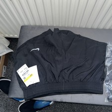 Nike Women's Shorts Size Small