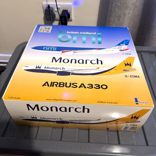 Inflight200 monarch airlines - monarch,