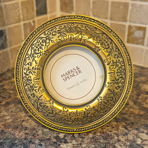 Marks spencer gold - &, round