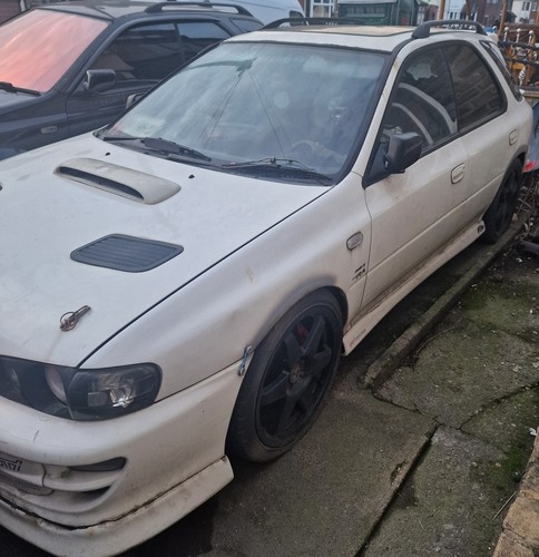 Breaking subaru impreza uk200 - breaking,