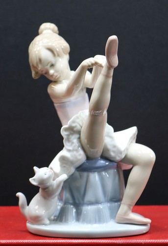 Lladro 6014 tuesday - #6014, "tuesday’s