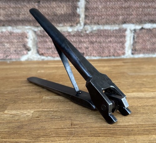 Vintage scarce three prong - three,