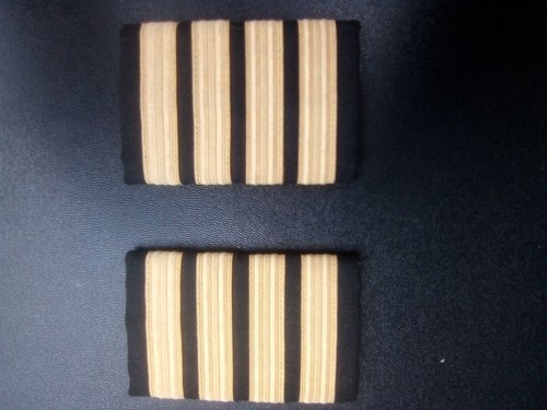 Gold epaulettes for captaion - gold,