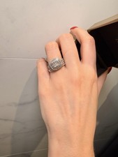 Warren James - Certified 18ct