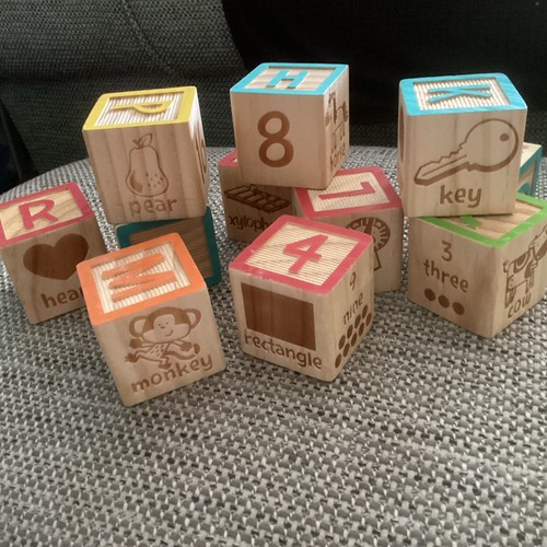 Wooden building blocks - x,