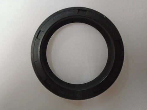 Triumph tr7 tr8 front hub - triumph,