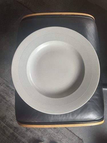 Huge 5cm wedgwood serving - serving, /