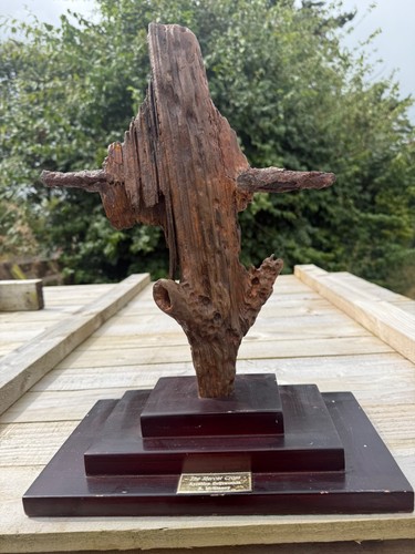Ayshire driftwood sculpture - ayshire,