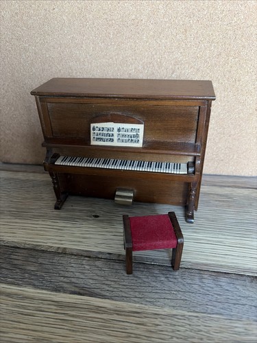 Wooden dollhouse piano and - piano,
