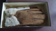 ugg Auatralia Gloves New Boxed and Tag