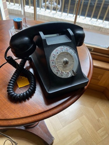 Ericsson black bakelite - ericsson,