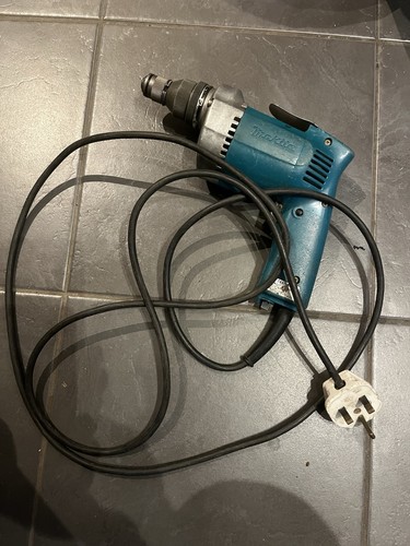 Makita 240v screwgun - 240v,
