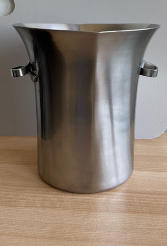 Vintage champagne ice - champagne, bucket