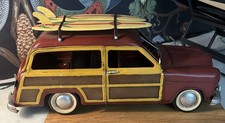 1949 Ford Woody with Surf