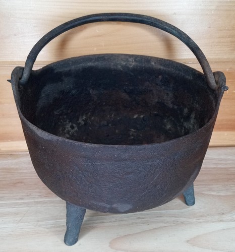 Antique cast iron - iron, cauldron