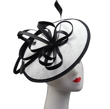 Women's Fascinator Round clip