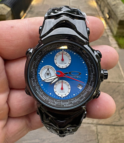 Oakley quartz gmt date - oakley,