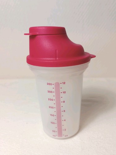 Tupperware mini shaker - tupperware,