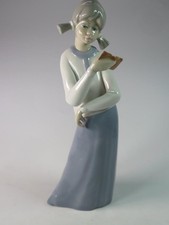 CASADES (SPAIN) PORCELAIN