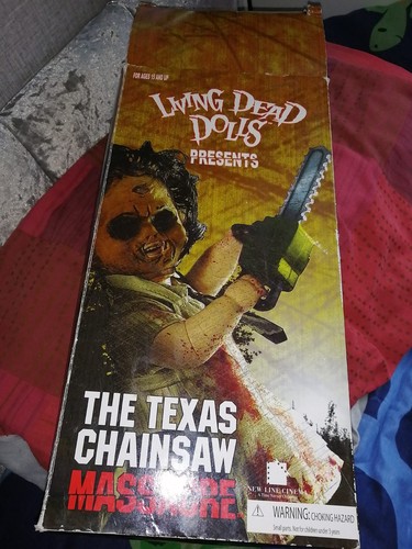 Mezco living dead dolls - living,