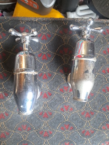 Pre owned globe - , taps