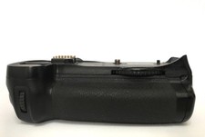 Original Nikon MB-D10 Battery