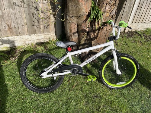 Diamond back bmx - 20”, wheels